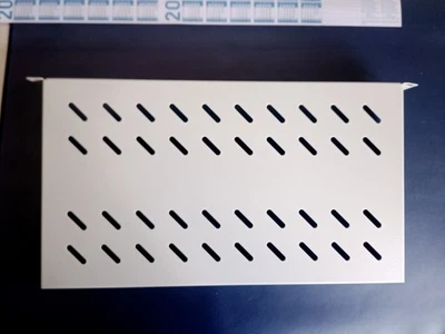 DIGITUS 19" Ripiano 1HE – 45x483x250 mm, Portata 15 kg, Nuovo - Immagine 1 di 4