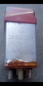 TESTED Good used Genuine Mercedes 10 Amp OVP Voltage Relay w124 126 r107 w201 - Picture 1 of 4