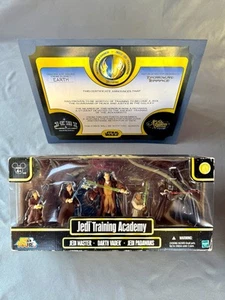 New Sealed - Hasbro Star Wars JEDI TRAINING ACADEMY + Vintage Disneyland Diploma - Picture 1 of 23