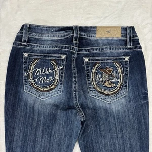 Miss Me Hufeisen und Stiefel bestickt Jeans Damen 31x34 Bootcut Strass - Bild 1 von 15