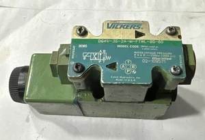 Vickers DH4V-3S-2A-M-FTWL-B5-60 Hydraulikventil  - Bild 1 von 6