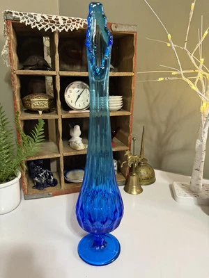 Jarrón pedestal vintage Fenton zafiro azul vidrio oscilante con huella digital MCM 17" Foto 1 de 4