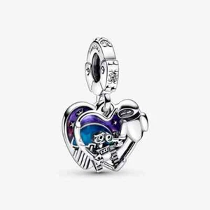 *BRAND NEW* Pandora Pixar Wall-E & Eve Glow-in-the-dark Dangle Charm 792518C01 - Picture 1 of 3
