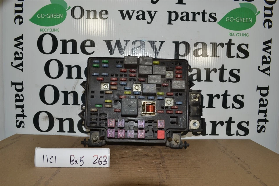 1517711701 Chevrolet Silverado 1500 2003-2006 Fuse Box Relay Module 1C1 263 B5 - Image 1 of 3