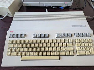 Commodore 128, No C64 Mode - Bild 1 von 12