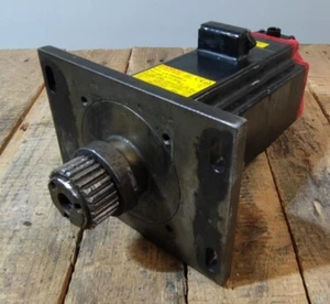 Servomotor FANUC AC Modelo: α4/5000HVis A06B-0216-B500 - Imagen 1 de 10