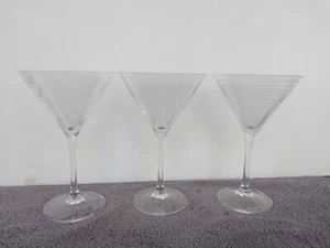 Mikasa Cheers Horizontal Stripe Rings Dots Crystal Martini Glasses - Picture 1 of 4