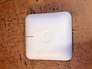 Cambium Networks cnPilot e410 Access Point (UE) 802.11ac Wave 2 2x2 Dual Band - Foto 1 di 6