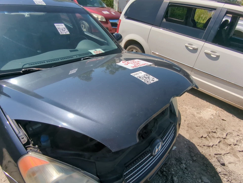 Hyundai Accent Hood 2006-2011 OEM ZSQRE Foto 1 de 3