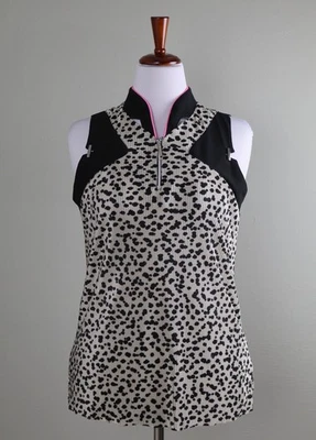 Top deportivo de golf JAMIE SADOCK $105 plisado plisado punto dálmata talla grande Foto 1 de 4