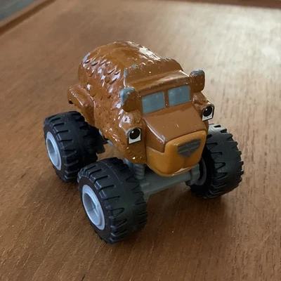 Blaze and The Monster Machines Grizzly Bear 2014 Viacon Mattel Diecast Truck - Image 1 of 3