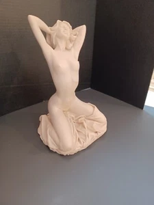 RARE EROTIC NUDE ART SCULPTIURE / STATUE 1986 WOMEN SIGNED - Picture 1 of 15