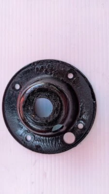 65 a 80 ROLLOS ROYCE SILVER SHADOW WRAITH AMORTIGUADOR TRASERO PLACA INFERIOR Foto 1 de 2