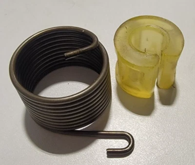 Возвратная пружина и направляющая прокладка Kick Start 1979 Suzuki TS125 Duster 125 TS 79 - Изображение 1 из 4