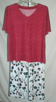 Conjunto de pijama pequeño para mujer Croft & Barrow rojo floral suave susurro de lujo Foto 1 de 4