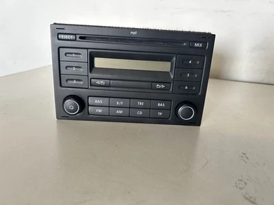 VW Fox 5Z Polo 9N3 Radio CD Player Autoradio RCD200 Original 5Z0035152 - Bild 1 von 4