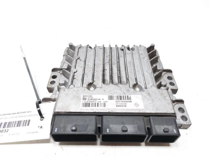 237104454R CENTRALINA MOTORE ECU DACIA DUSTER I REST (HS) 1.5 DCI 8V MAN 6M 109C - Immagine 1 di 4