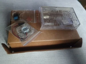 Raspberry Pi 3B/3B+ Case With Fan and Heatsink, Transparent, With Fitting Screws - Picture 1 of 1