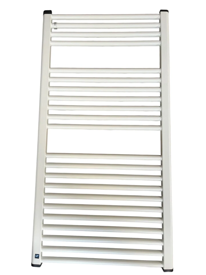 Radiateur sèche serviette à eau chaude - H 1118 mm L 580 mm - ARES F2  IRSAP SPA - Photo 1/1