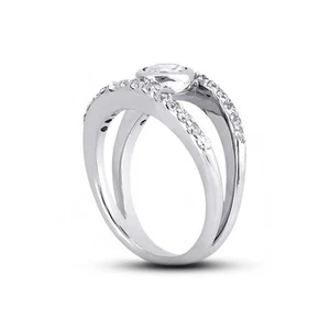 Anillo de piedra lateral con halo de diamantes naturales redondos certificados E SI1 de 1,00 quilates - Imagen 1 de 4