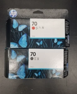 2 HP 70 Ink Cartridges, 1 Gray, 1 Red - Picture 1 of 4