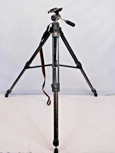 Bilora Pro 930 S Tripod - Picture 1 of 4