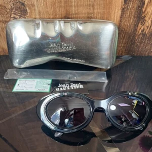 Jean Paul Gaultier 56-7201 Vintage Unisex Sunglasses RARE Black Frame Brown Lens - Picture 1 of 7