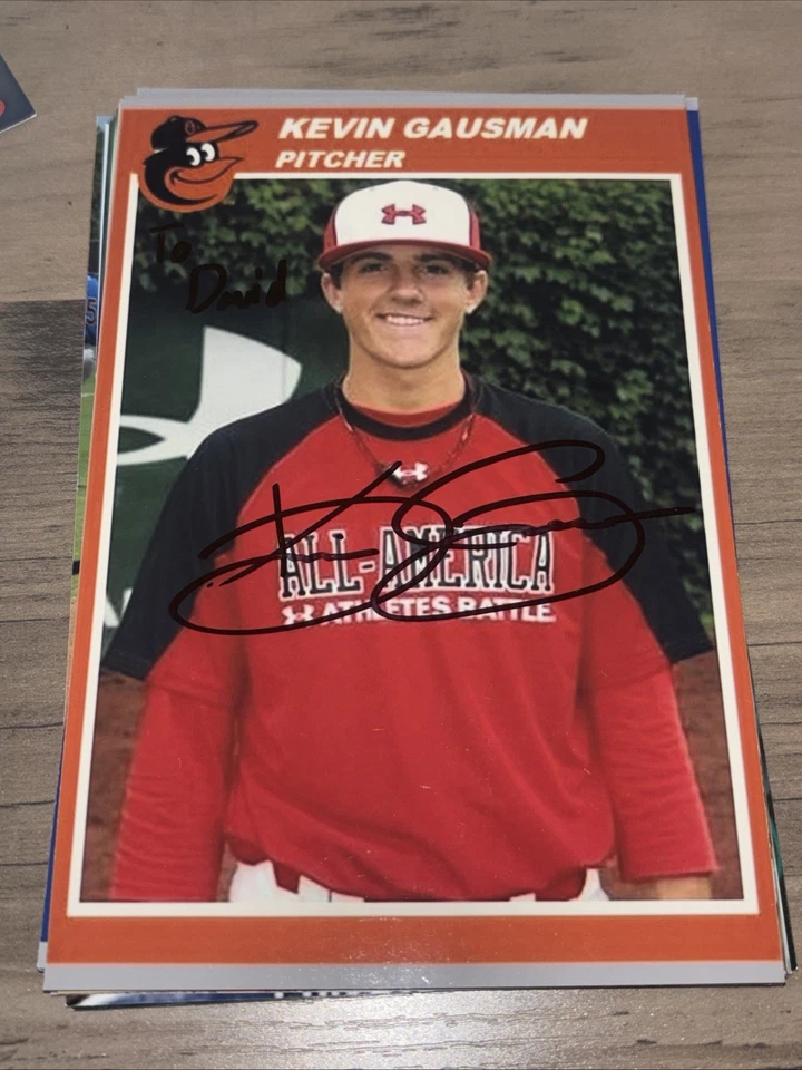 Foto firmada por Kevin Gausman 4x6 Orioles Azulejos  Foto 1 de 1