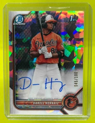 2022 Bowman Darell Hernaiz Chrome Prospect Auto Atomic Refractor /100 - Image 1 of 4