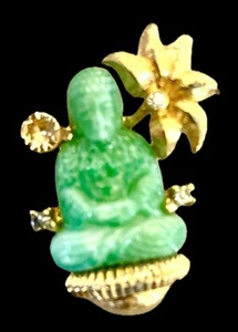 Vintage 1950’s Jadeite Buddha On Golden Lotus Flower Pedestal Brooch - Picture 1 of 4