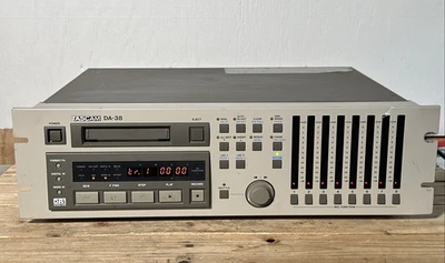 Tascam DA-38 8-Track Digital Multitrack Recorder - Professional Audio UNTESTED - Image 1 of 4