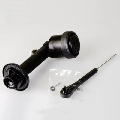 Clutch Master Cylinder fits 1996-2000 Isuzu Hombre  LUK AUTOMOTIVE SYSTEMS - Image 1 of 2