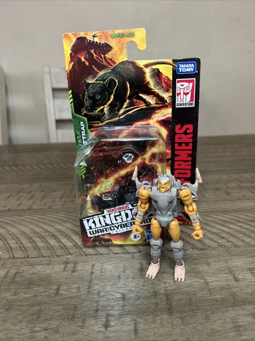 Transformers Kingdom WFC Core Class RATTRAP Cover