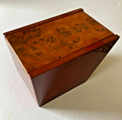 Burlwood Reloj de Lujo Caja de Almacenamiento de Regalo Acabado de Madera Fina 3.5" T x 5.75" L x 3" W Foto 1 de 4