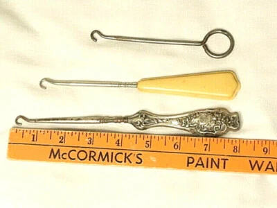 3 ganchos de botón de colección 1 mango liso 1 amarillo 1 mango de plata de ley grabado Foto 1 de 4