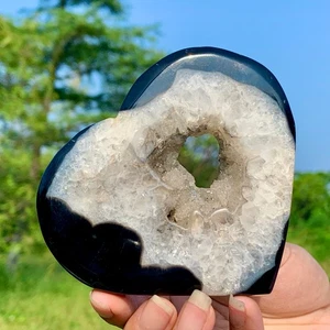 191G Natural Black Agate crystal cave hand-carved heart-shaped crystal Healing - Picture 1 of 24