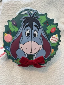 Disney Our Universe Eeyore Wreath beleuchteter wandelbarer Rucksack und Geldbörse - Bild 1 von 8