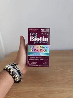 MyBiotin ProClinical - 30 Cápsulas - Astaxantina - Apoya el cabello más grueso y lleno Foto 1 de 2