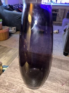 MCM Mid Century LAVENDER Purple Swedish Scandinavian Art Glass 11” Bud Vase - Picture 1 of 5