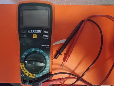 Digitaler Extech Multimeter 410 Messgerät Spannung-Stromprüfer - Bild 1 von 2