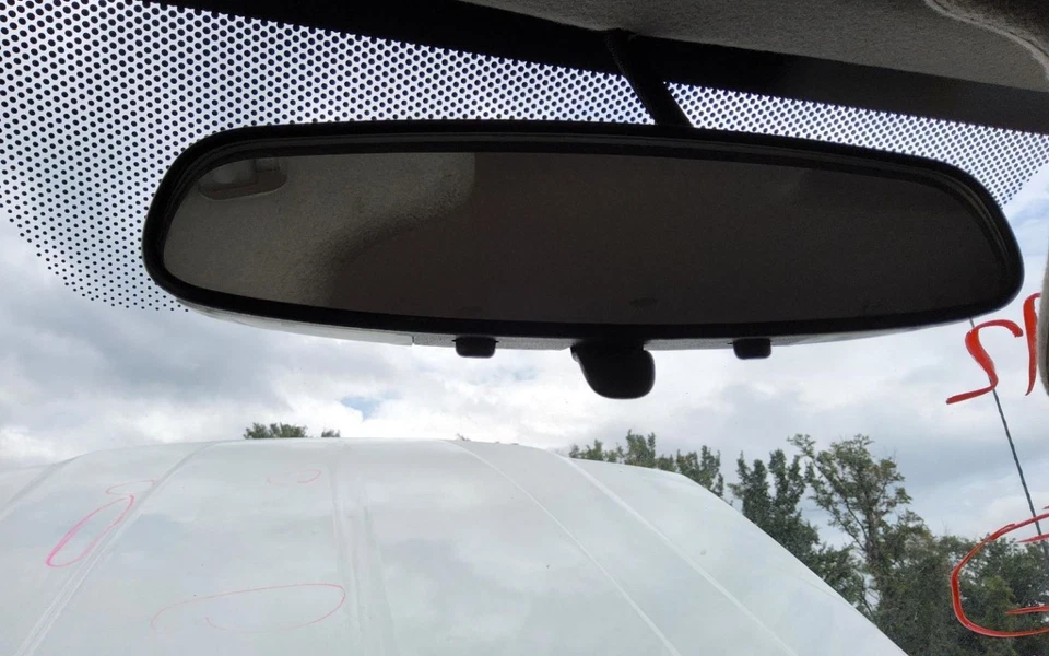 Rear View Mirror With Sunroof Fits 99-05 GRAND AM 1673080 - Image 1 of 1