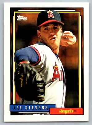 1992 Topps Lee Stevens California Angels #702 - Изображение 1 из 2