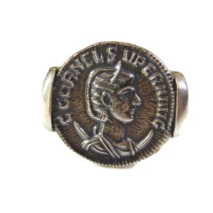 Anello antico con sigillo moneta argento sterling replica anello imperatore cesare romano - Foto 1 di 2