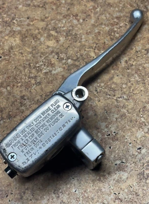 10 Palanca de freno delantera derecha cilindro maestro Honda Stateline VT1300CR VT1300 CR C1 Foto 1 de 4