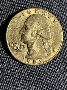 1982 D Quarter Errors Filled In Mint Mark, Letters On Rim, " In Cod We Trust" DD - Picture 1 of 8