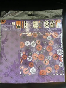 Studio G Halloween VarietyPaper Pack Scrapbook 8 Sheets (4) 12”x12” (4) 8”x8” - Picture 1 of 2