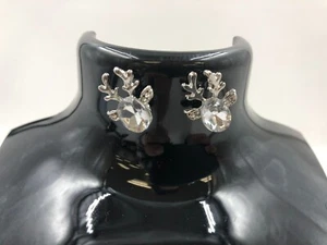 Metal Sliver Reindeer Christmas Earrings DD01B01021 - Picture 1 of 5
