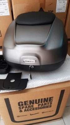 BAULETTO PIAGGIO MEDLEY BEVERLY ORIGINALE GRIGIO DUST 785/A CAPIENZA 37 LITRI - Immagine 1 di 4