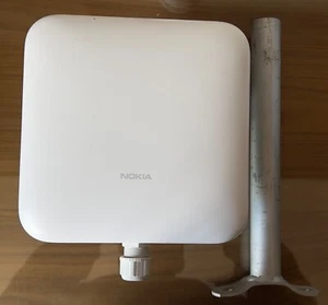 NOKIA Fastmile 4G05-A OUTDOOR RECEIVER con Staffa di Fissaggio - Afbeelding 1 van 4