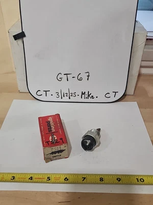 Standard TS29 TEMPERATURE Switch Fits Chevrolet GMC 1967-1974 - Image 1 of 2